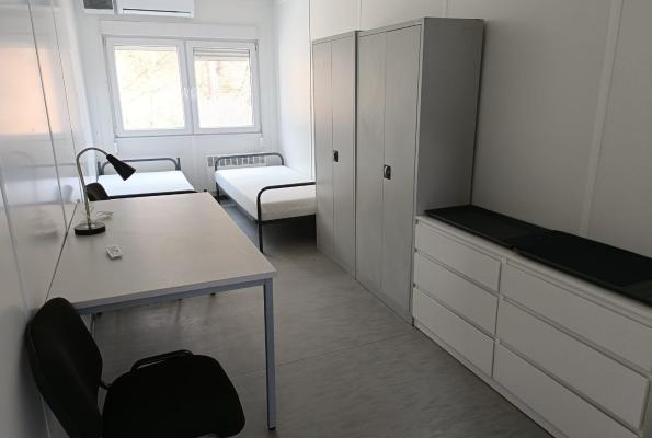 kontener mieszkalny na budowie 2